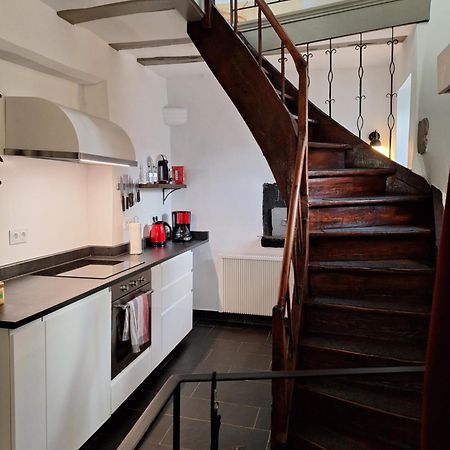 Moselperle- Urlaub Im Historischen Fachwerkhaeuschen Apartamento Bullay Exterior foto